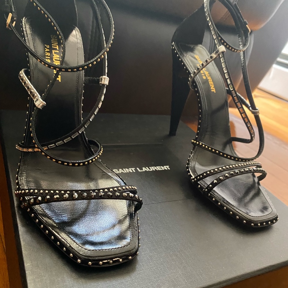 SAINT LAURENT STRAPPY STUDDED HEEL
